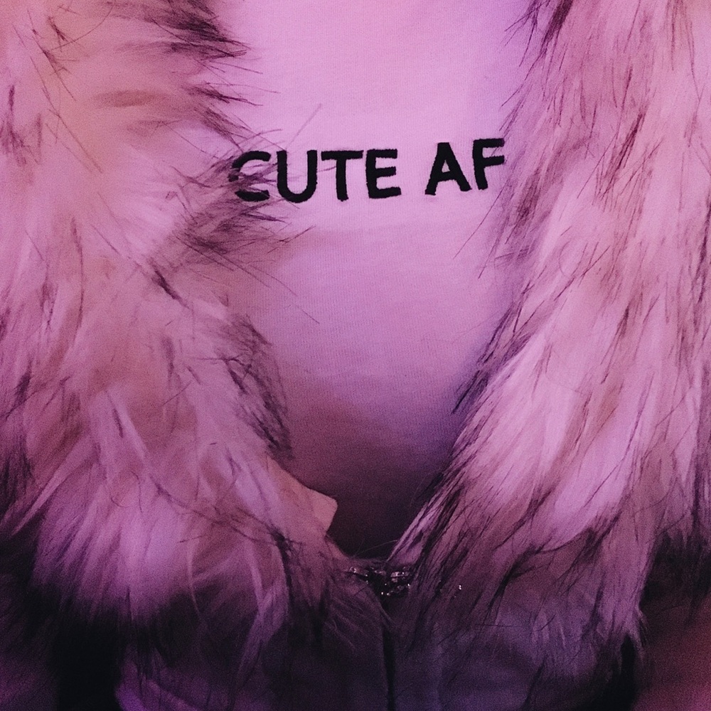 ❗️SOLD❗️H&M Cute AF White T-Shirt